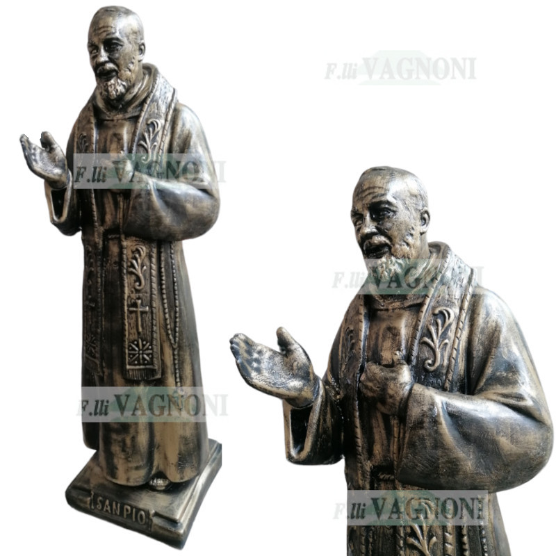 STATUA PADRE PIO IN